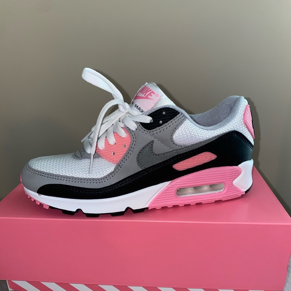 Airmax 90 women’s brand new never worn